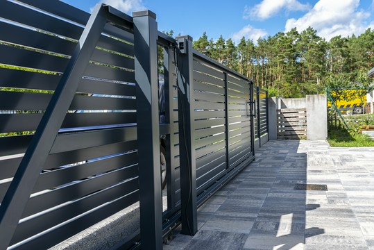 nowoczesne ogrodzenie panelowe